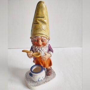 Goebel Co Boys Adorable Gnome Sam The Gourmet Well 505 Figurine Vintage 1970